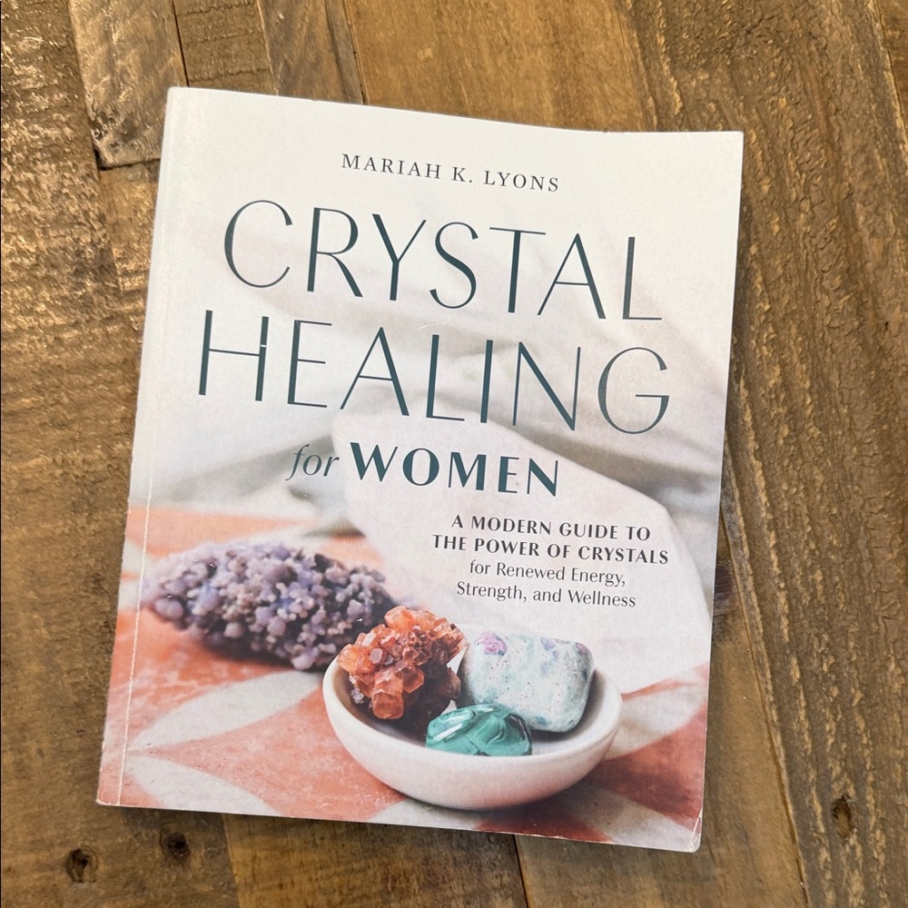 Crystal Healing for Women Book